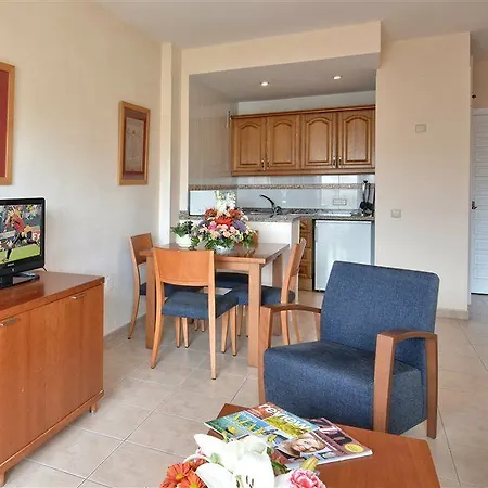 Aparthotel Clc Benal