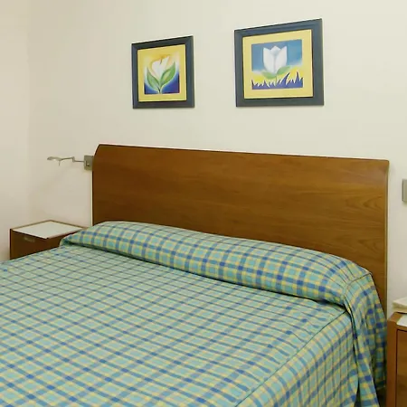 Apartahotel Clc Benal 3*
