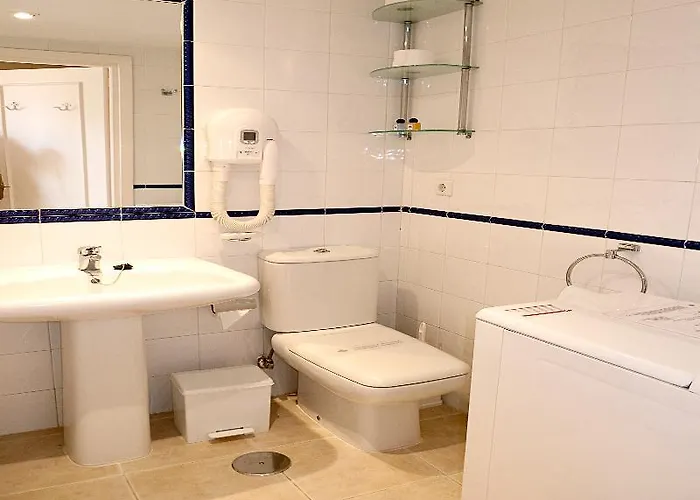 Clc Benal Aparthotel